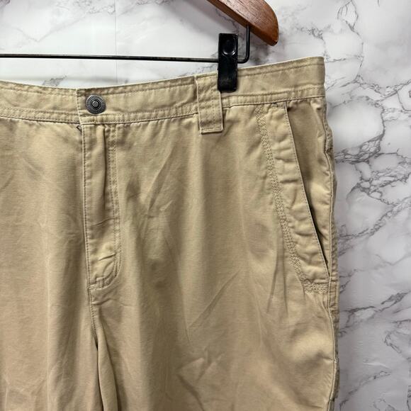 Columbia Men’s Cargo Shorts sz 40 Omni-Shield 9” Inseam # H258 - Picture 12 of 12